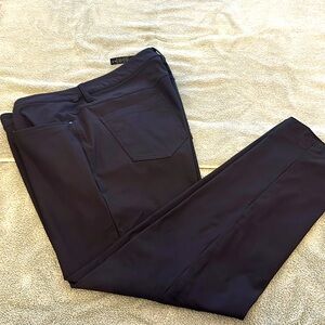 Men’s Jet Black Lululemon ABC slim 5-pocket pants! Size 36x30 (29” inseam) mint!
